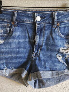 American Eagle Super Stretch size 10 shorts, Distressed, Inseam 2.3"
